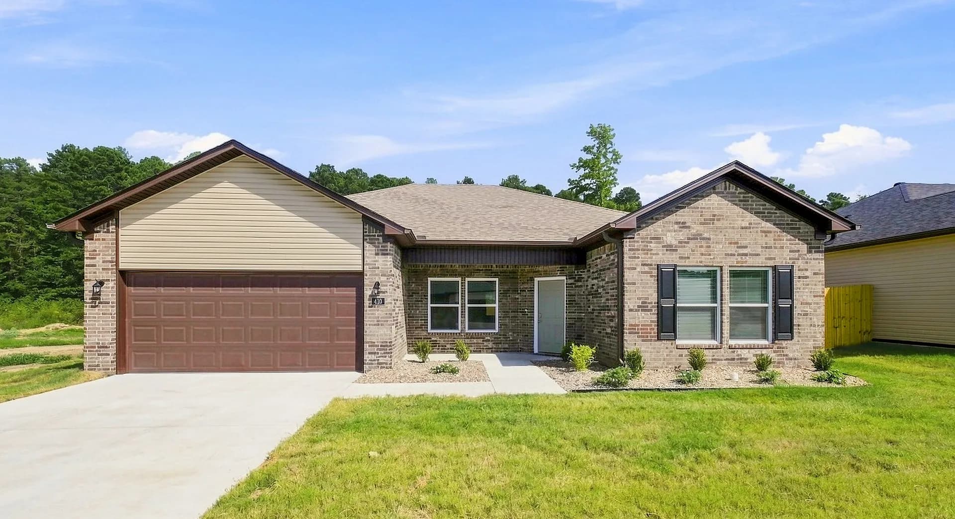 410 Redbud Ct, Jacksonville, AR