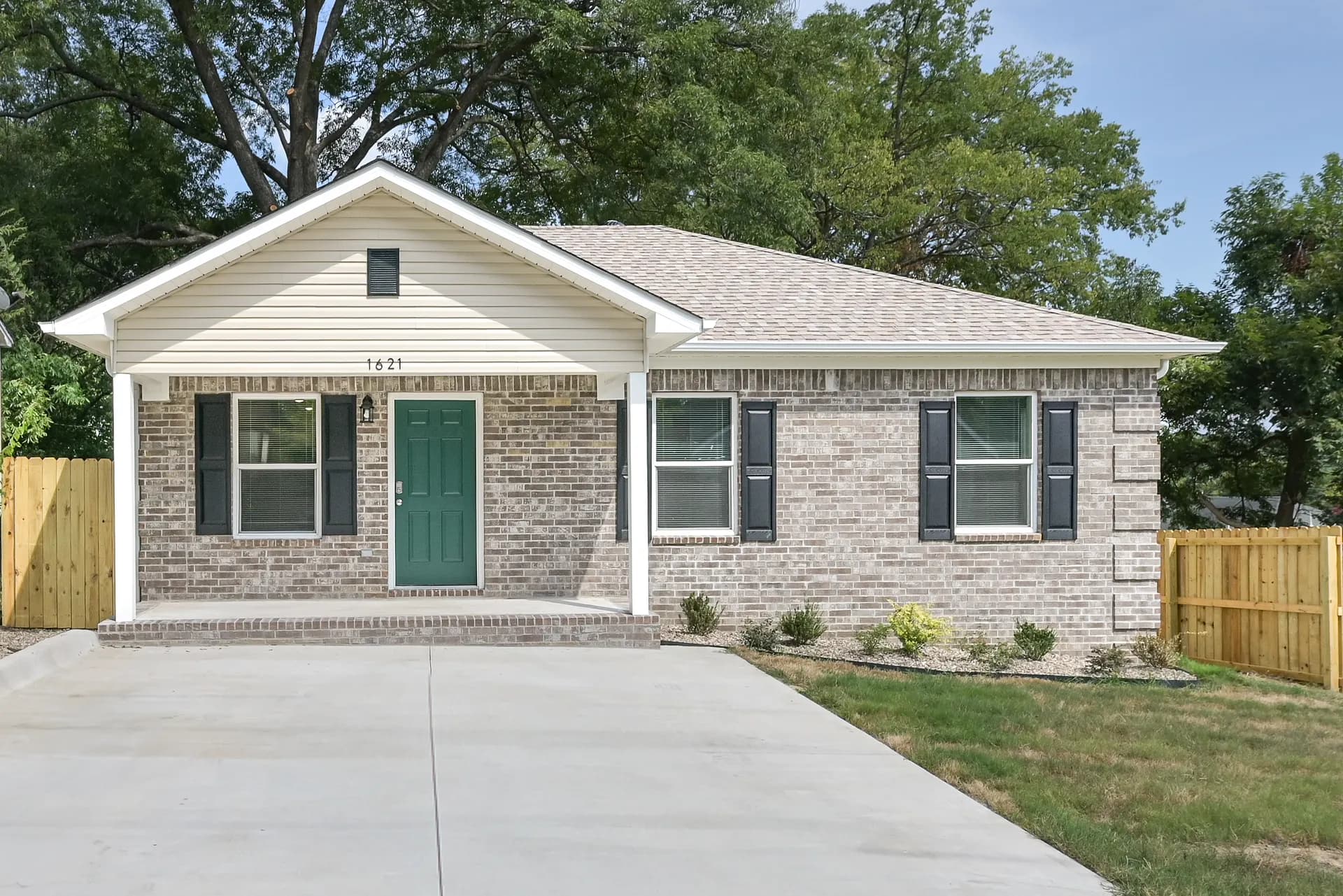 1621 S Booker St, Little Rock, AR